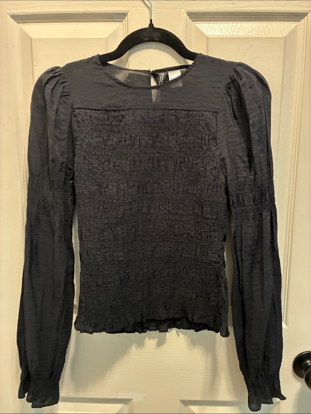 Divided black Smocked Long-Sleeve Blouse